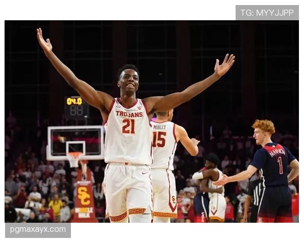 埃斯防守数据亮眼，新赛季防守表现大幅提升，球队竞争力稳步增强