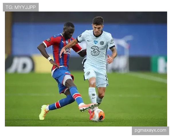 水晶宫在联赛杯中表现稳健，成功晋级下一轮赛事分析